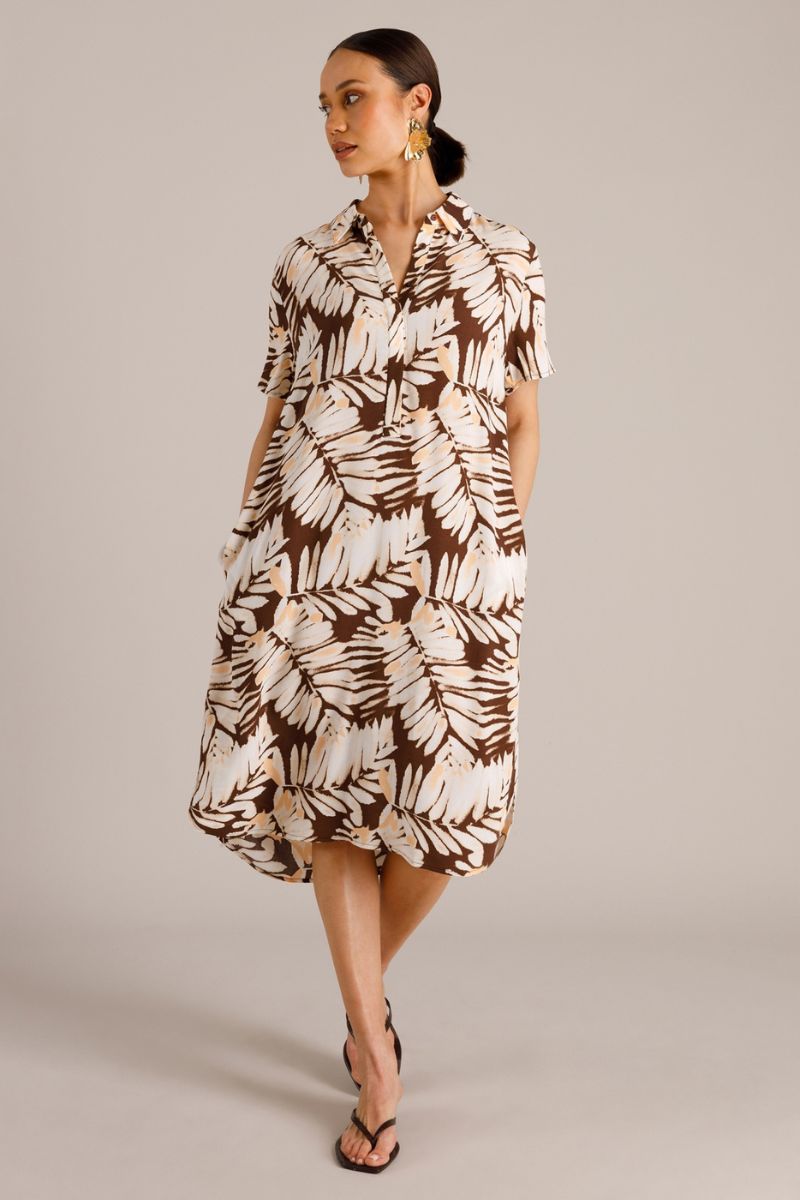 Yest Tereza Essential jurk in Coffee Brown Multicolour